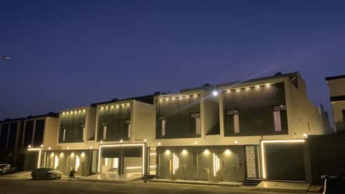 فيلا 302.2 متر مربع جنوبية على شارع 16م الشعلة، الدمام