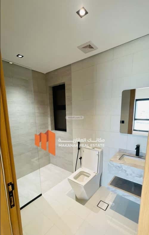 Apartment with 3 bedrooms الحمراء، الخبر