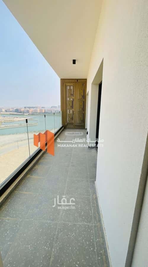 Apartment with 3 bedrooms الحمراء، الخبر