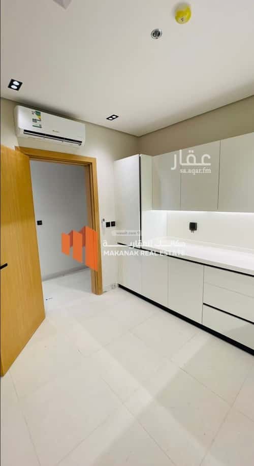 Apartment with 3 Bedrooms Al Hammraa, Khobar