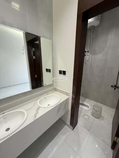 Floor 166 SQM with 5 Bedrooms Ar-Rimal, East Riyadh, Riyadh