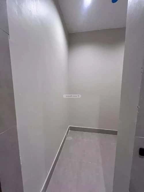 Apartment with 5 Bedrooms Al Shooalah, Aldammam