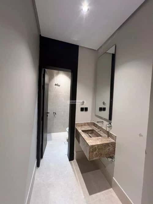 شقة ب 5 غرف ضاحية الملك فهد، الدمام