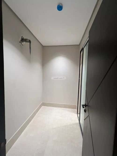 Apartment with 5 Bedrooms King Fahad Dist, Aldammam