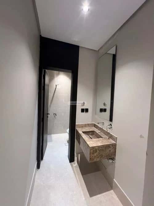 شقة ب 5 غرف ضاحية الملك فهد، الدمام