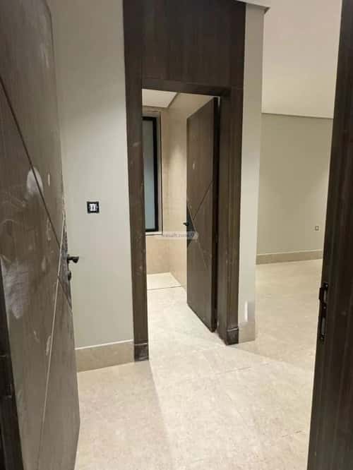 شقة ب 5 غرف الحمراء، الخبر