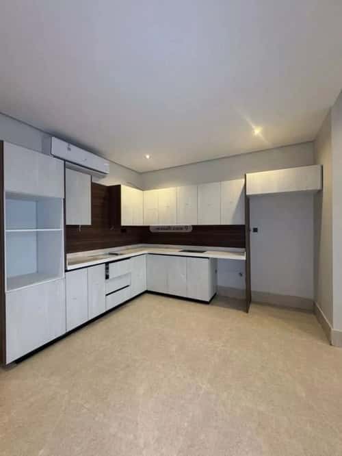 Apartment with 4 Bedrooms Al Hammraa, Khobar