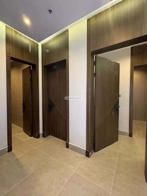 Apartment with 5 bedrooms الشعلة، الدمام