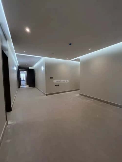 Apartment with 5 Bedrooms Al Shooalah, Aldammam
