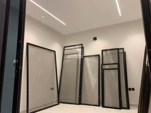 Floor 178.4 SQM with 3 Bedrooms Al-Janadriyah, East Riyadh, Riyadh