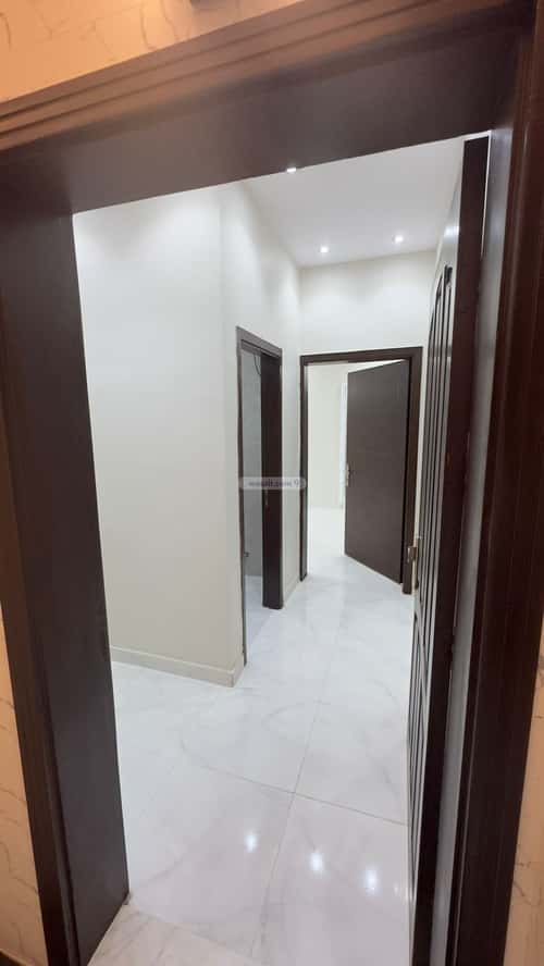 شقة 122 متر مربع ب 4 غرف النزهة، شمال جدة، جدة