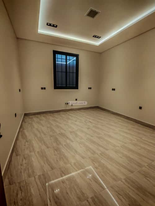 5 bedroom villa in Al Rimal