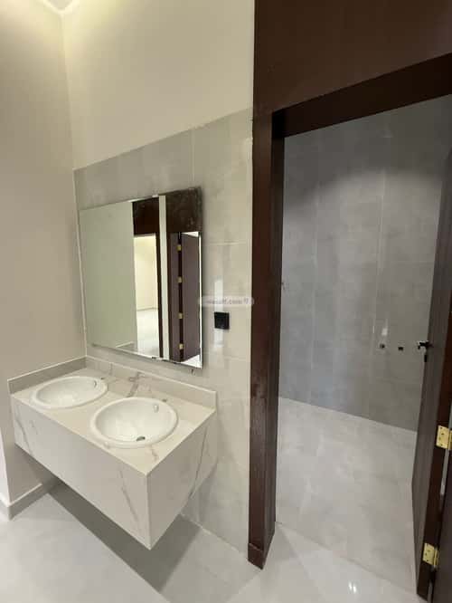 دور 135.62 متر مربع ب 5 غرف الرمال، شرق الرياض، الرياض