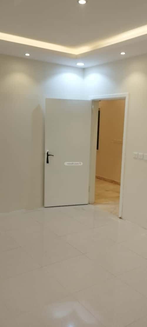 فيلا 325 متر مربع واجهة شمالية ب 8 غرف التعاون، شمال الرياض، الرياض