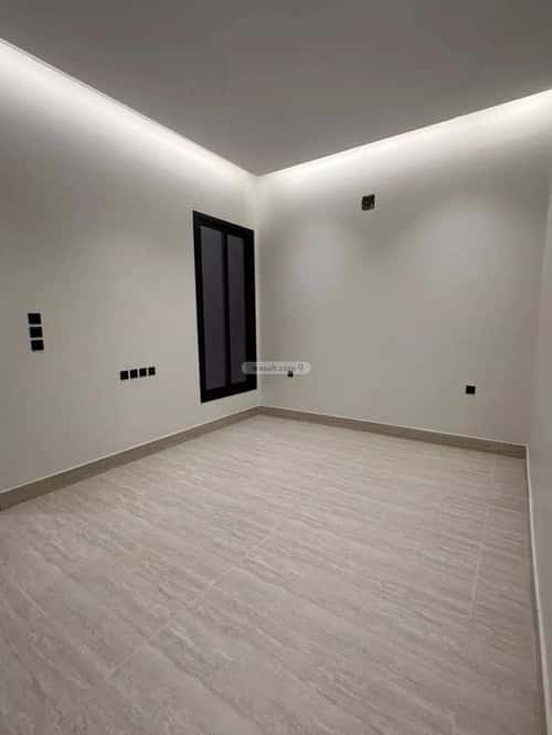 Floor 156 SQM with 5 Bedrooms Al- Nadwah, East Riyadh, Riyadh