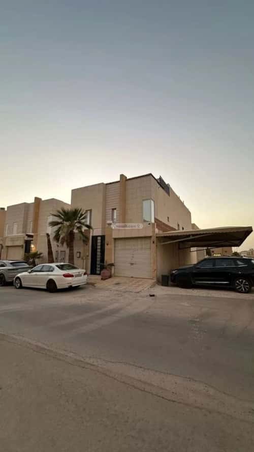 Villa 405 SQM Facing South with 6 Bedrooms As-Sahafa, North Riyadh, Riyadh