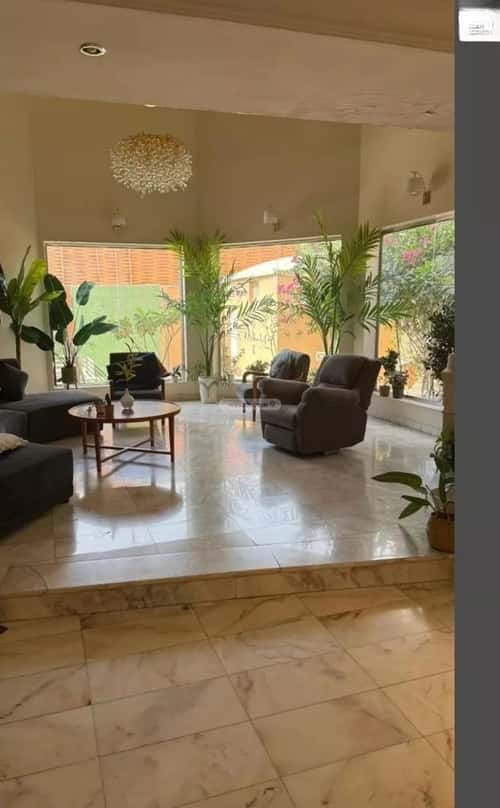 فيلا 700 متر مربع شمالية على شارع 15م الفيحاء، شرق الرياض، الرياض