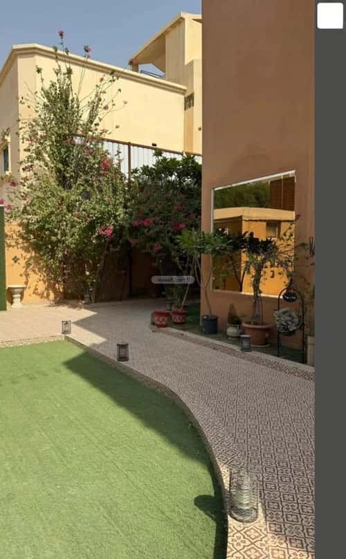 فيلا 700 متر مربع شمالية على شارع 15م الفيحاء، شرق الرياض، الرياض