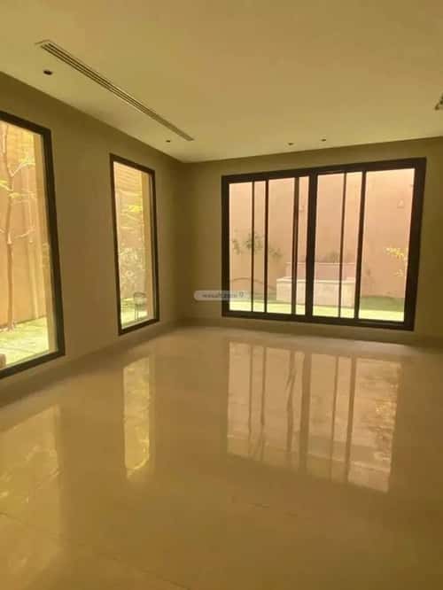 فيلا 375 متر مربع واجهة شرقية ب 6 غرف عقرباء، الجبيلة