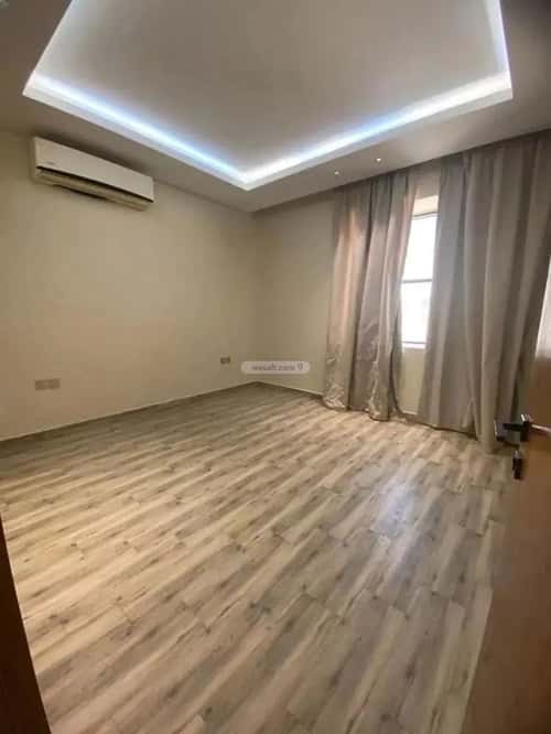 Villa 375 SQM Facing East with 6 Bedrooms Oqbaa, Al Jubaylah