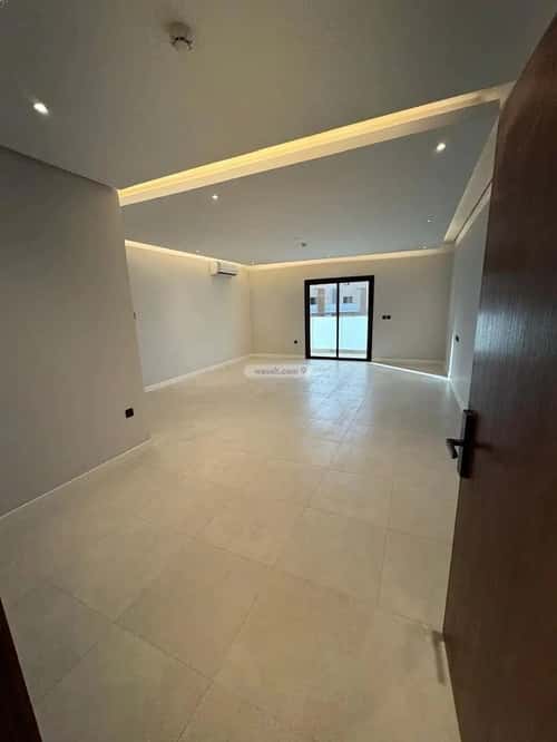 Apartment with 3 Bedrooms Hitteen, North Riyadh, Riyadh