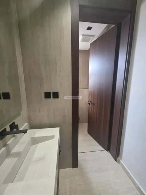 Floor 450 SQM with 5 Bedrooms Dahiat Namar, West Riyadh, Riyadh