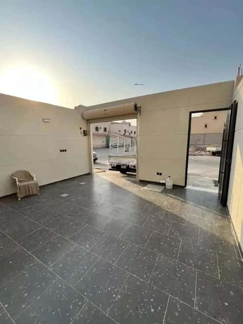 Floor 164 SQM with 5 bedrooms السويدي الغربي، غرب الرياض، الرياض