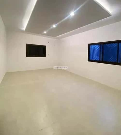 فيلا 375 متر مربع شرقية على شارع 10م المصيف، شمال الرياض، الرياض