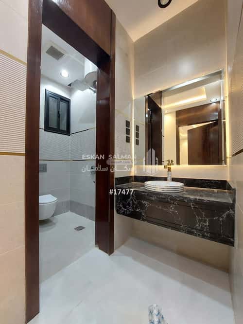 Apartment with 8 Bedrooms Al-Yarmouk, Khamis Mushait