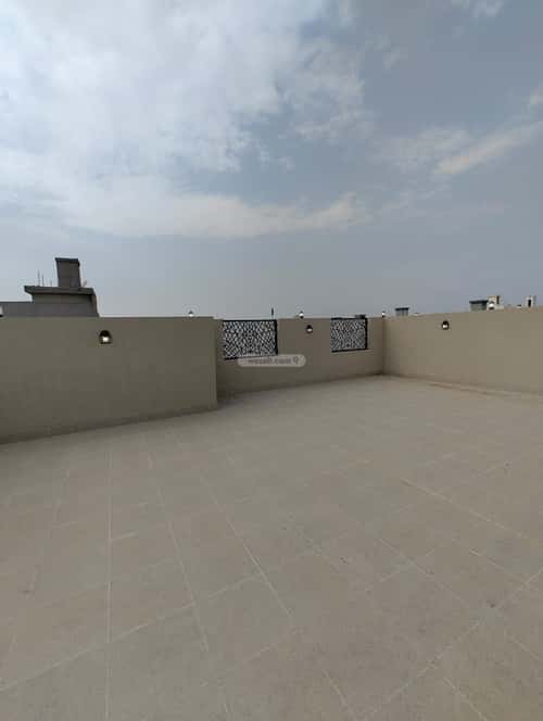 فيلا 435 متر مربع شمالية على شارع 15م الصالحية، شرق جدة، جدة