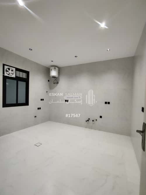 شقة ب 5 غرف المعلاة، أحد رفيدة