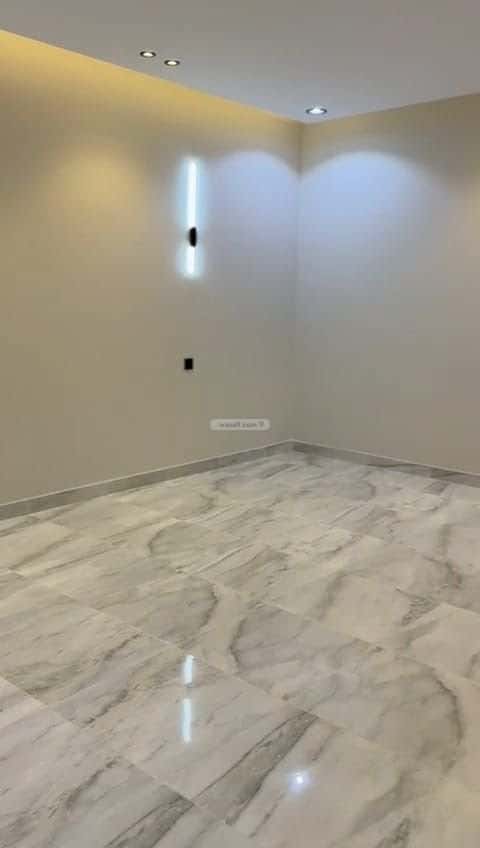 فيلا 257.24 متر مربع شمالية شرقية على شارع 30م المعترض، الطائف