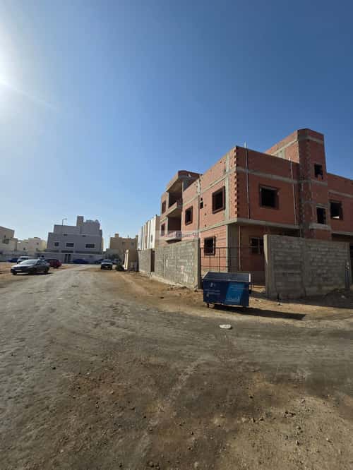 عمارة 525 متر مربع ب 3 أدوار واجهة جنوبية الياقوت، شمال جدة، جدة