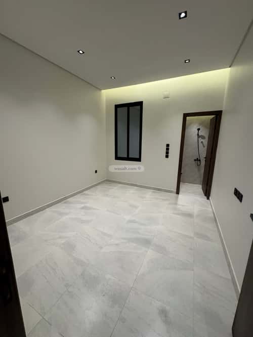 شقة 308 متر مربع ب 8 غرف الشرف، خميس مشيط