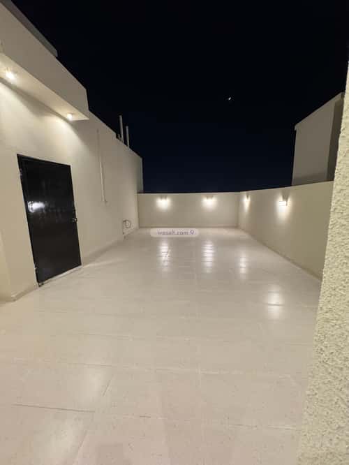 شقة 308 متر مربع ب 8 غرف الشرف، خميس مشيط