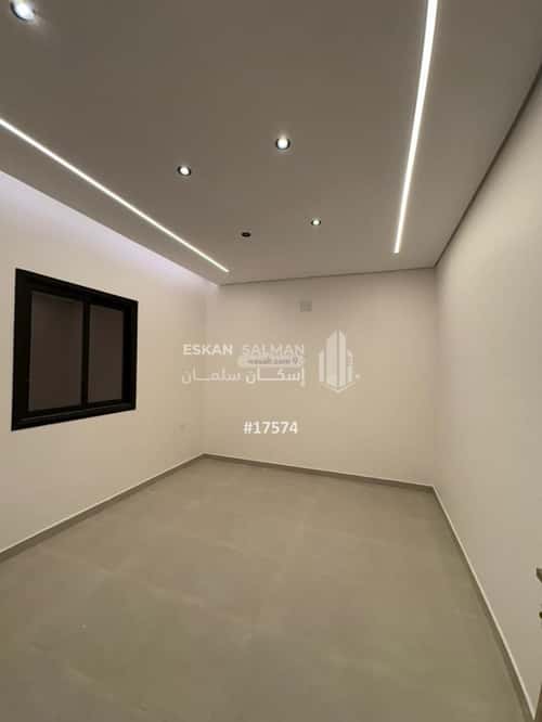 Floor 167 SQM with 5 bedrooms الندوة، شرق الرياض، الرياض