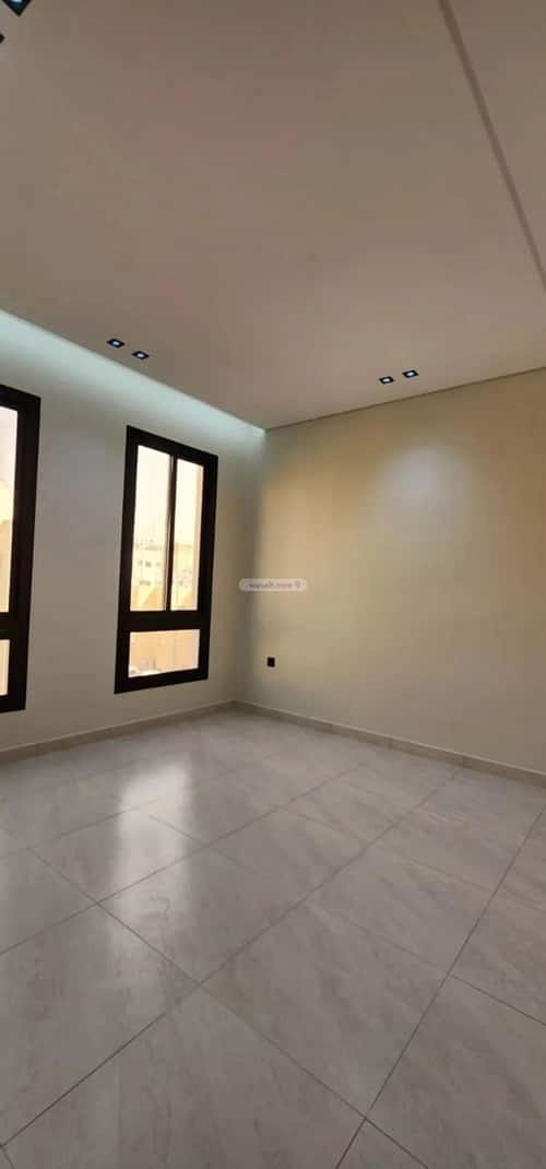 شقة 4 غرف في النزهة