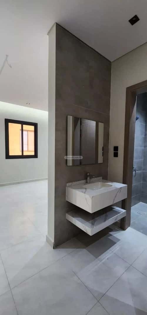 شقة 4 غرف في النزهة