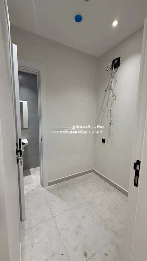 Apartment with 3 Bedrooms Al Bahr, Khobar