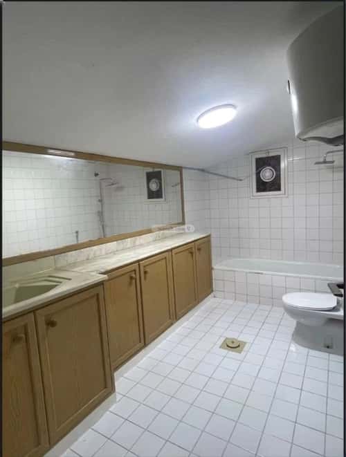 فيلا 320 متر مربع واجهة جنوبية ب 10 غرف جرير، وسط الرياض، الرياض