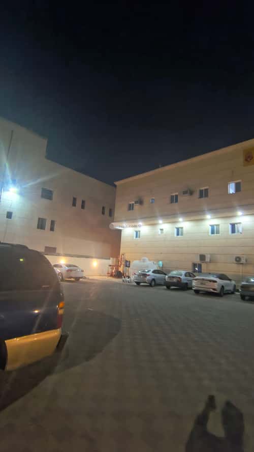 عمارة 1800 متر مربع واجهة شرقية طيبة، الدمام