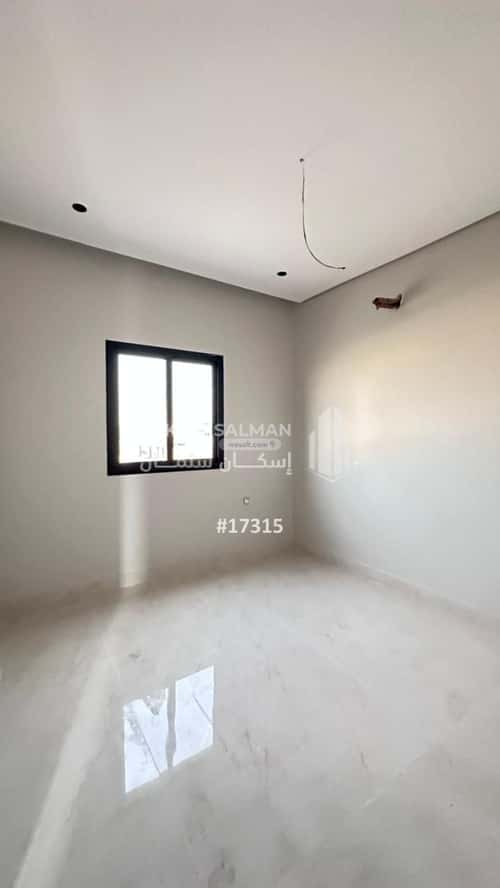 Villa 362 SQM facing West on 20m width street العقيق، الخبر