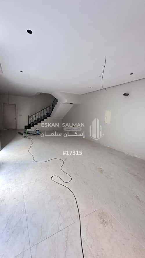 Villa 362 SQM facing West on 20m width street العقيق، الخبر