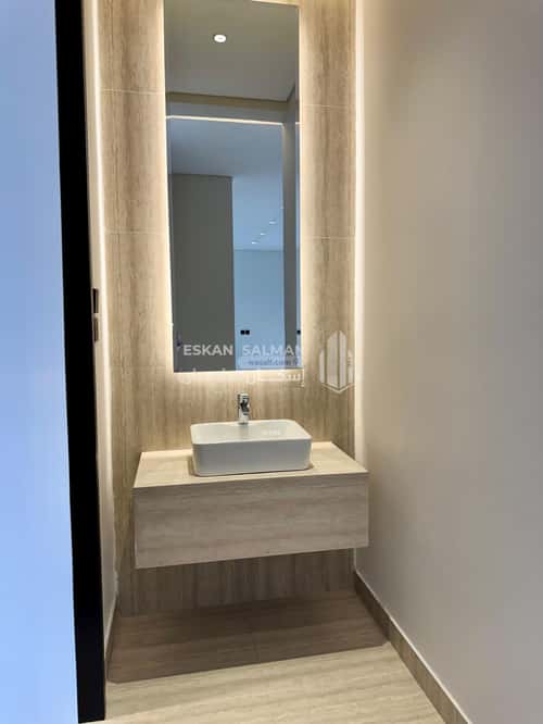 فيلا 448.14 متر مربع شمالية على شارع 15م السداد، الطائف