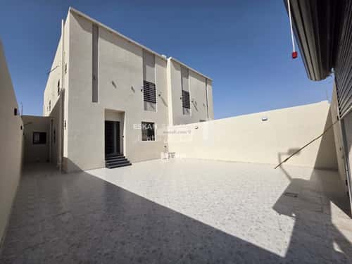 Villa 321 SQM facing East on 15m width street السليمانية، الطائف