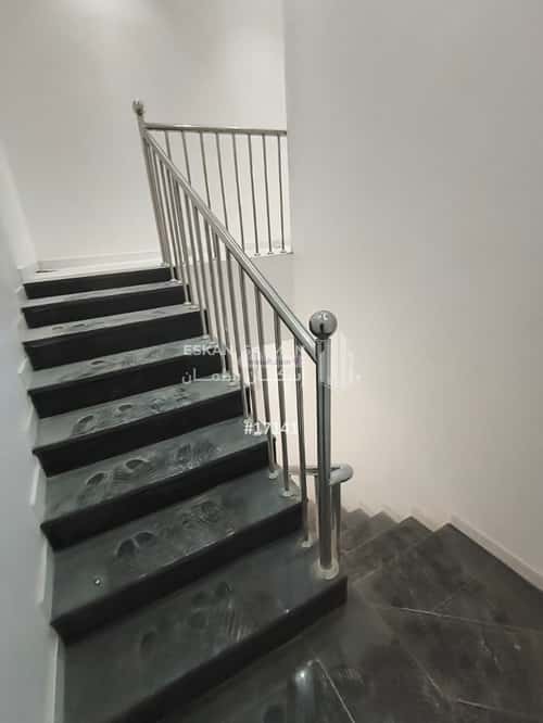 فيلا 312.5 متر مربع شرقية على شارع 18م النسيم الغربي، شرق الرياض، الرياض