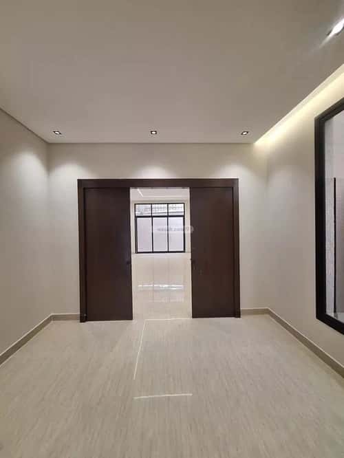 فيلا 200 متر مربع شمالية على شارع 15م طويق، غرب الرياض، الرياض