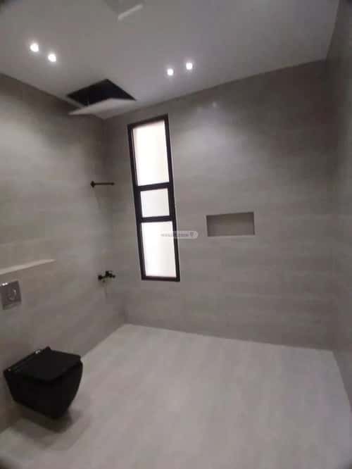 فيلا 6 غرف في طويق