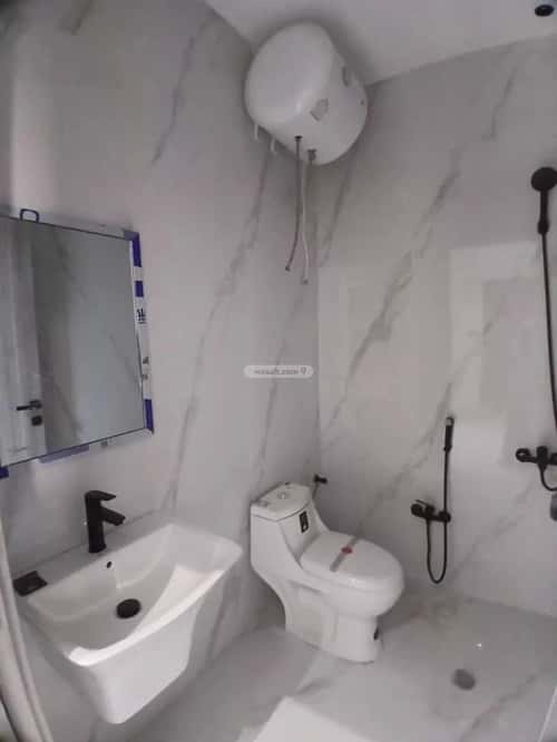 فيلا 300 متر مربع جنوبية على شارع 20م العوالي، غرب الرياض، الرياض