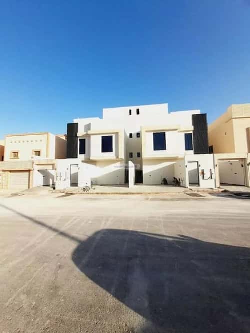 Floor 164 SQM with 3 Bedrooms West Al-Oraija, West Riyadh, Riyadh